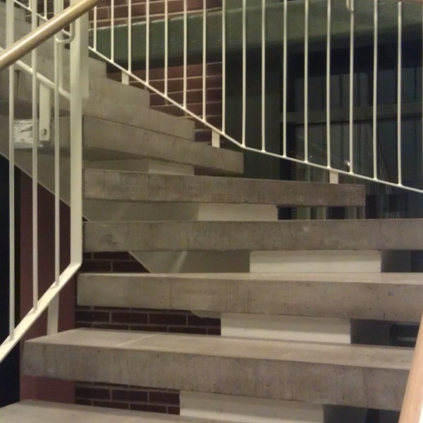 Närbild på trappa i Kungsleden, Norrköping