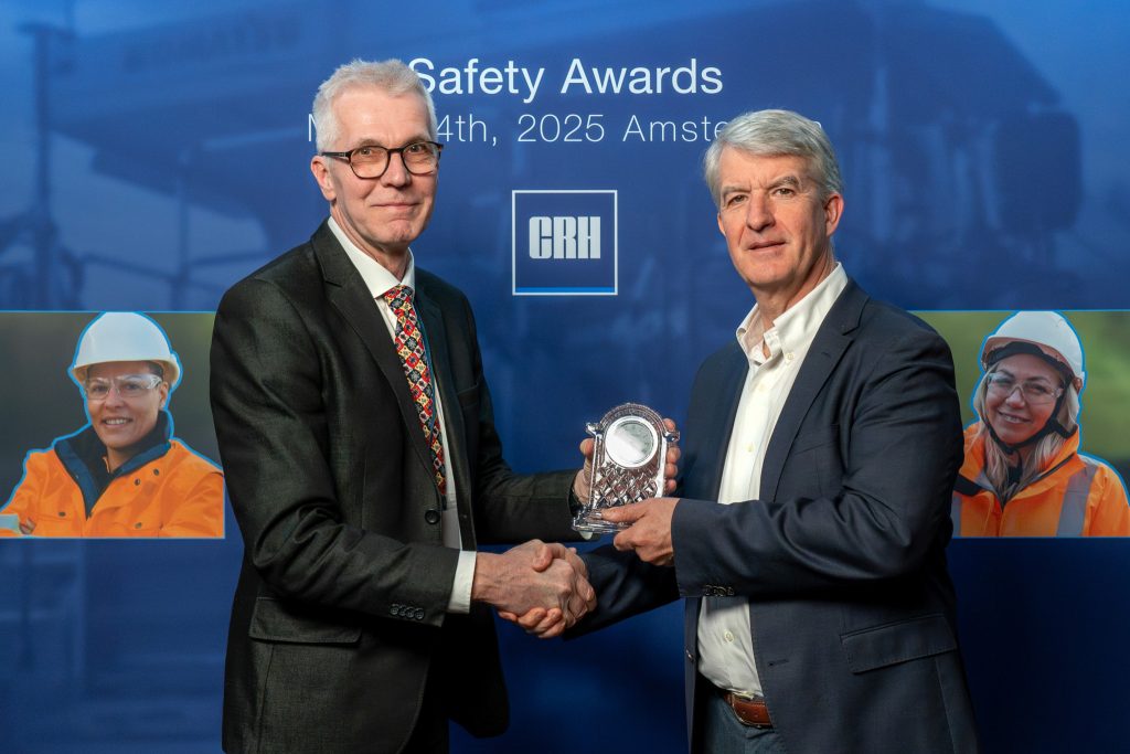 Per Sjöholm och Peter Buckley VD, CRH Europe